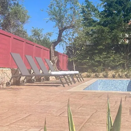 Nissi Collection 公寓式酒店