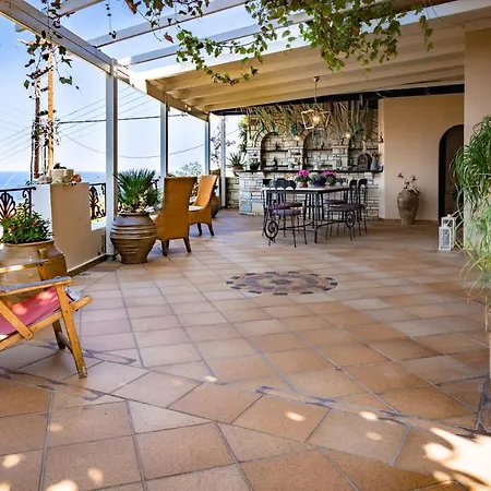 公寓式酒店 Nissi Collection 3*