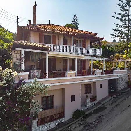 公寓式酒店 Nissi Collection 3*