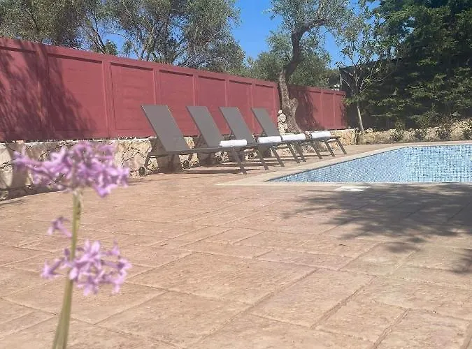 Apart-hotel Nissi Collection 3*